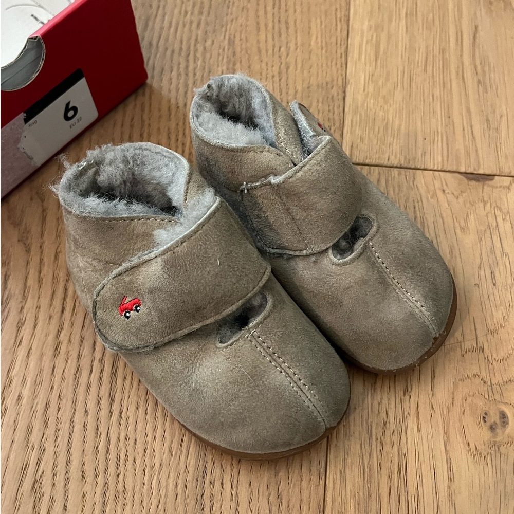 See Kai Run fleece shoes